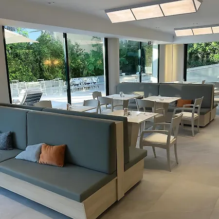 Hotel Flisvos Royal & Tolón