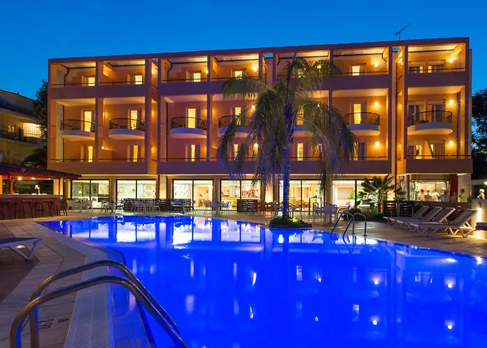 Hotel Flisvos Royal &