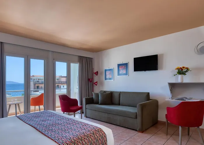 Flisvos Royal & Hotel Tolón