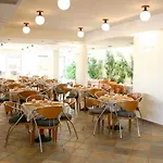 Flisvos Royal & Hotel Tolón