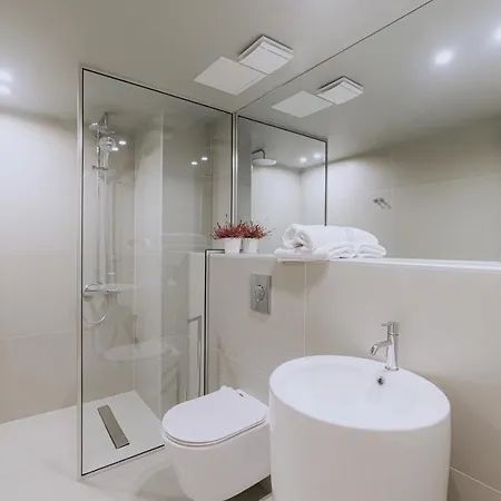 Flisvos Royal & Szálloda 4*