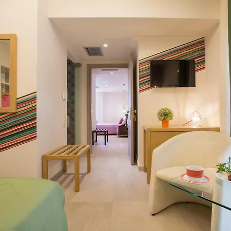 Hotel Flisvos Royal & 4*