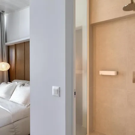 Flisvos Royal Hotel&suites