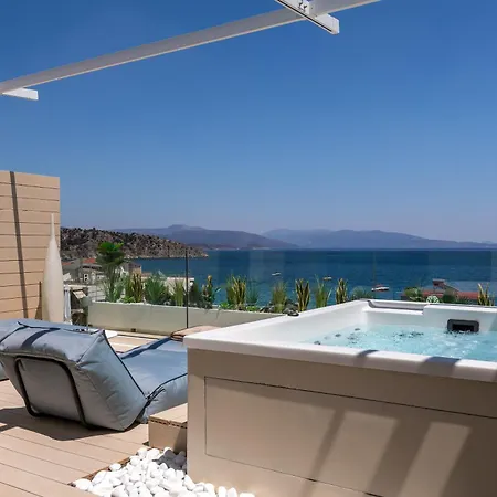 Ξενοδοχείο Flisvos Royal & 4*