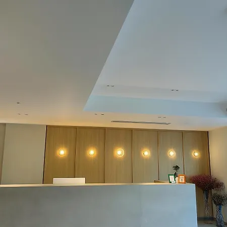 Szálloda Flisvos Royal &