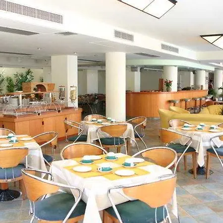Flisvos Royal 4*