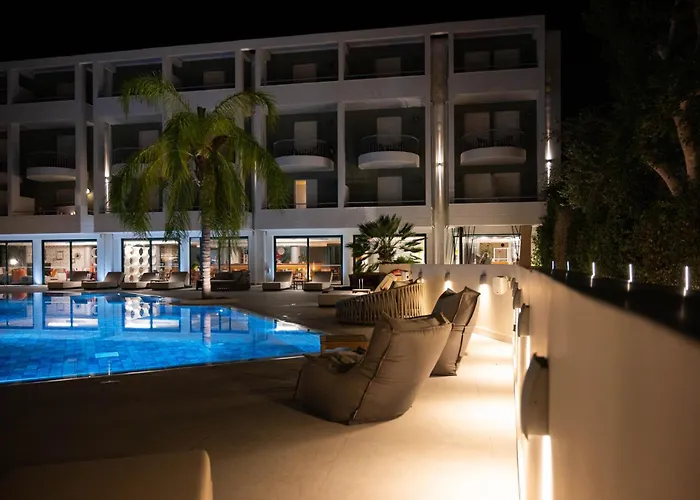 Flisvos Royal & Hotel Tolón