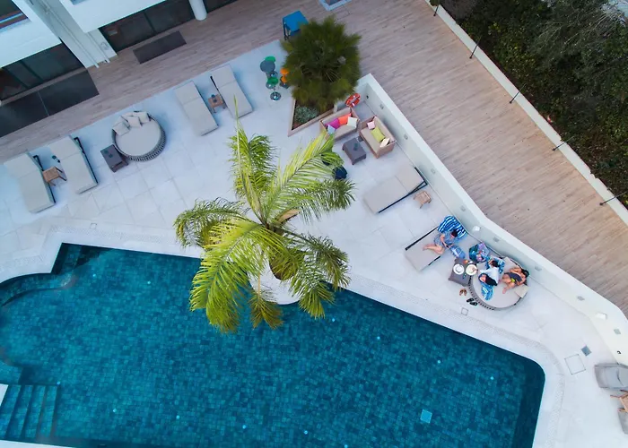 Hotel Flisvos Royal &