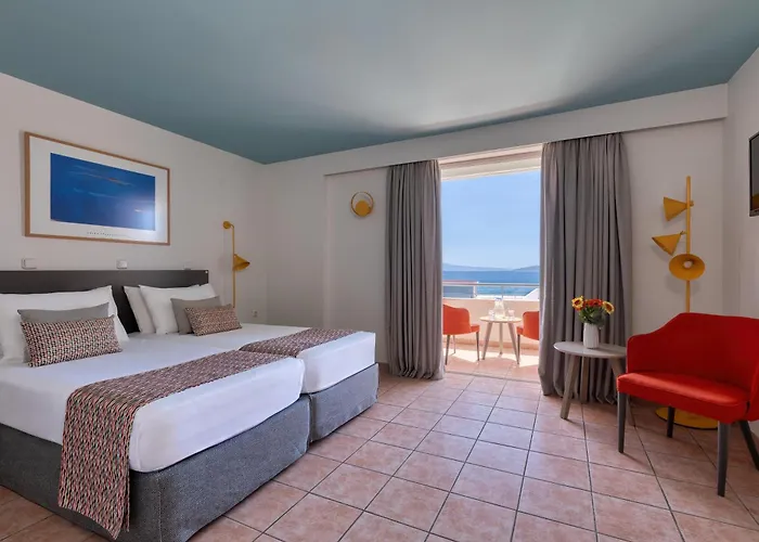 Hotel Flisvos Royal & Tolón