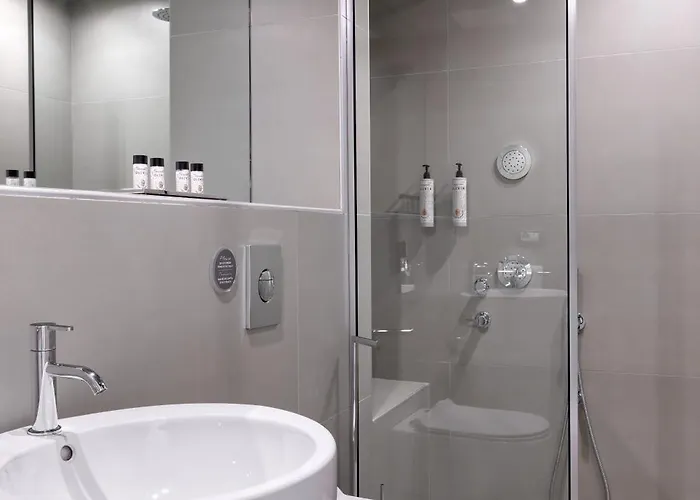 Flisvos Royal & 4* טולון